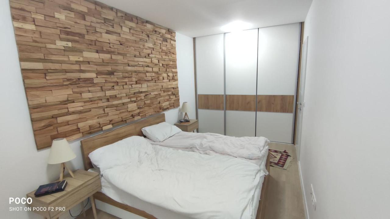 Snjezna Pahuljica - Free Garage Apartamento